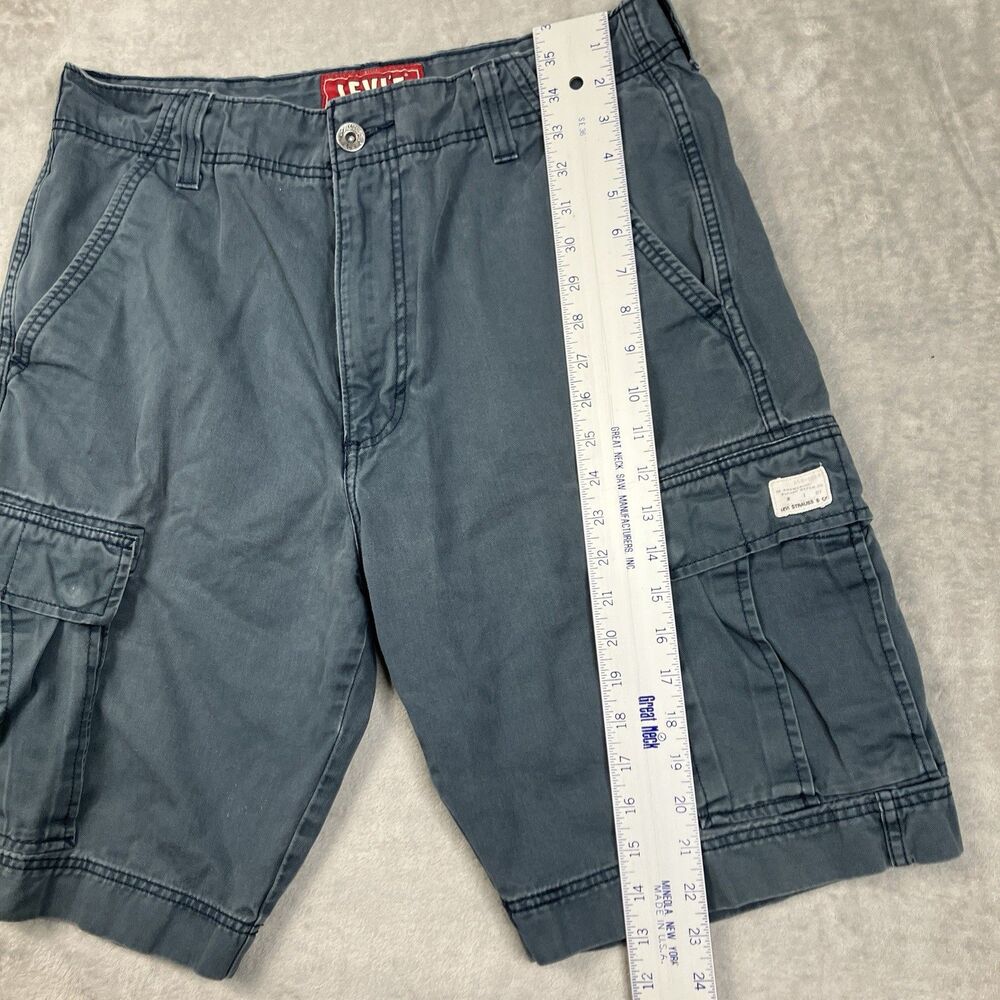 Levi's Men's 100% Cotton Casual Multi Pocket Carrier Grey Cargo Shorts - Picture 2 of 13